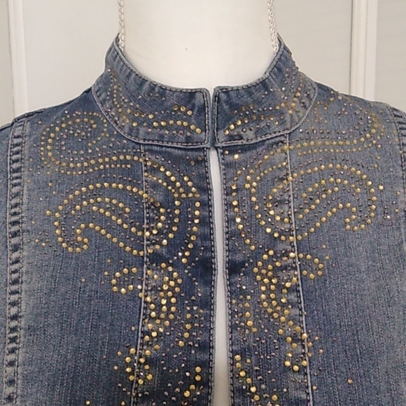 Chico's Golden Paisley Denim Jacket Chico's Size - 0 (4/Small) - Picture 8 of 16